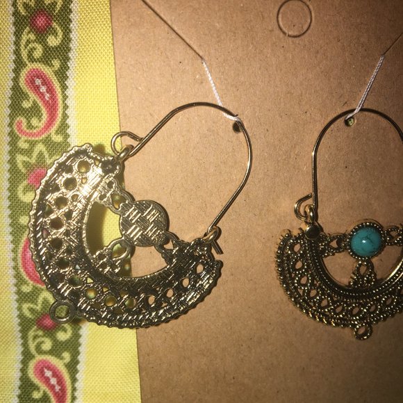 Vintage Semi Circle Leaf Bohemian Blue Stone Drop Earring NWOT - Picture 2 of 4